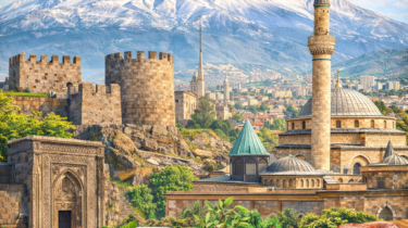 Kayseri Gezi Rehberi: Erciyes’in Gölgesinde Tarih ve Lezzet