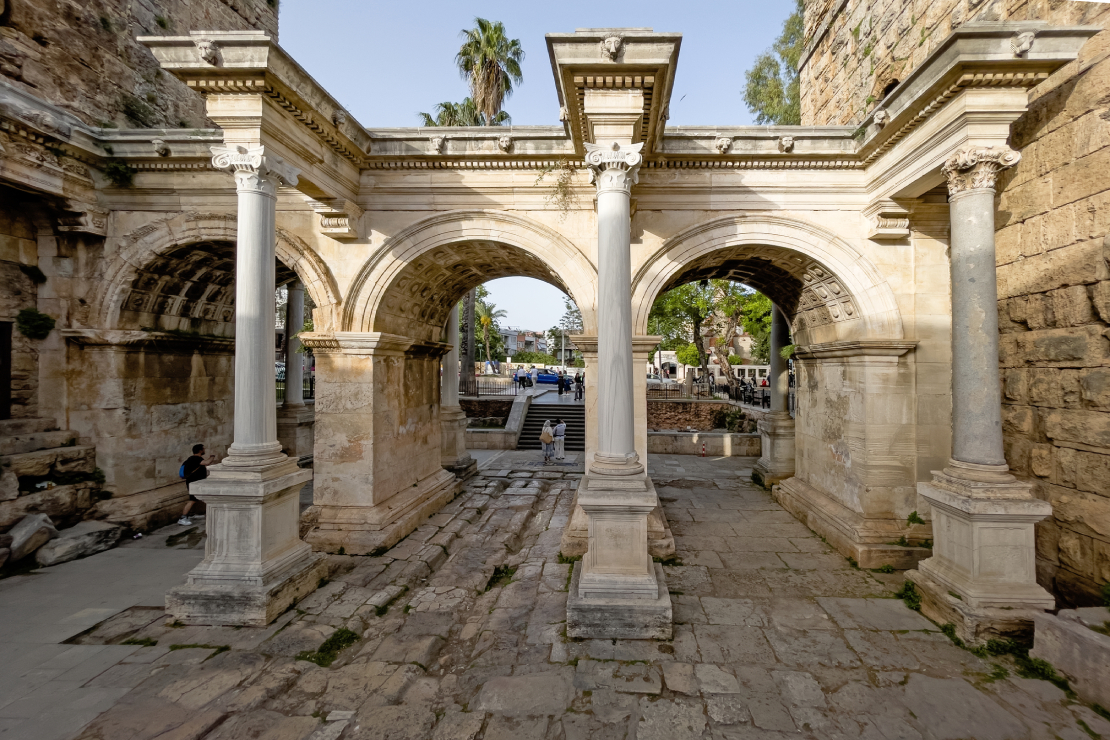 antalya-kaleici Antalya Gezilecek Yerler | Kaleiçi, Aspendos